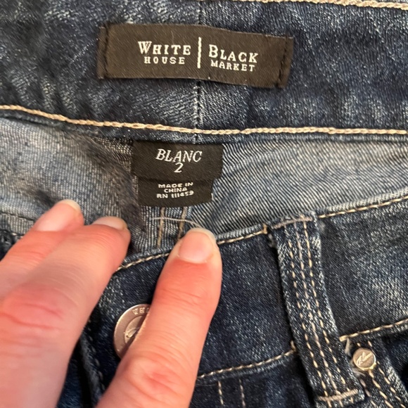 Capris - Picture 3 of 6